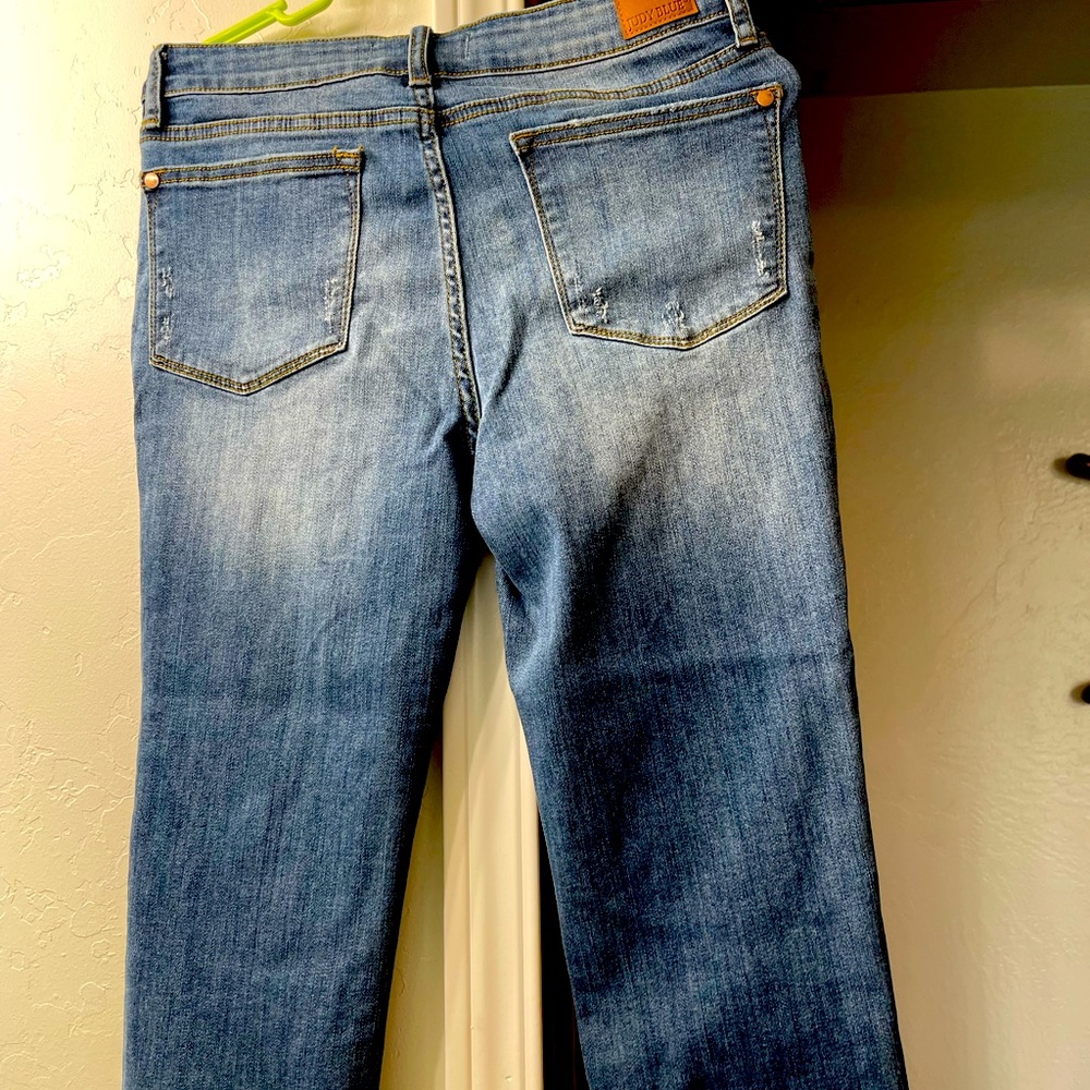 Size 10 Judy Blues relaxed fit.